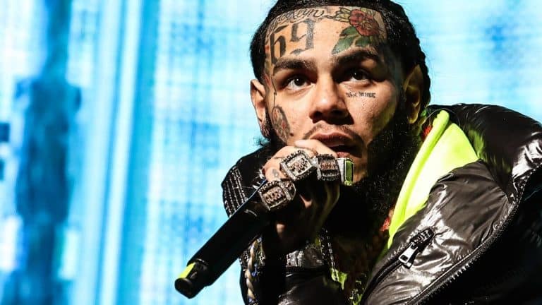 el impactante gesto de generosidad de tekashi causa revuelo entre sus seguidores accion viral en las calles
